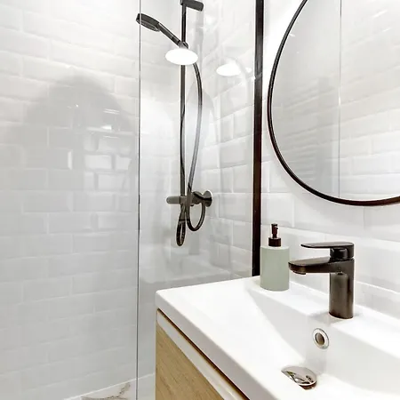 Eiffel Tower & Seine - 1br - Vacation