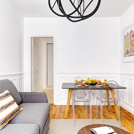 Chic 1br By Eiffel Tower - Seine & Champ De Mars Apartment *